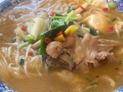 -邱芳粉店(迎宾大道旗舰店)