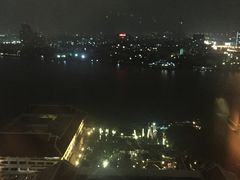 -阿瓦尼河滨曼谷酒店