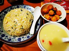 蛋炒饭-炉小二铜锅牛蛙•川湘菜(三里屯店)