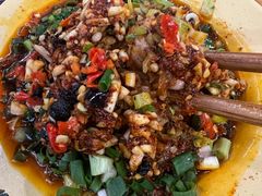 -拈签一笑黄牛肉辣卤串串