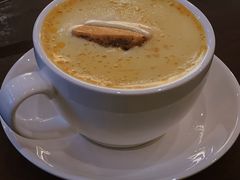 -Café Monson