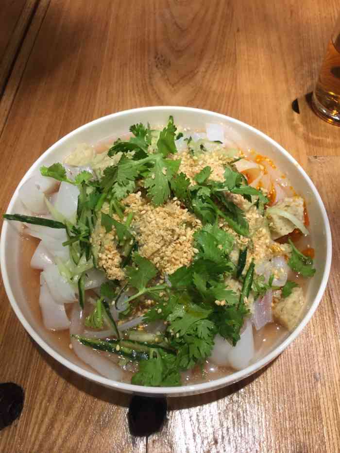 老海美食工作室(劳动路店)-"劳动路美食街上竟然有这么简洁大方的装修