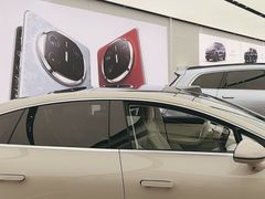 -华为智能生活馆(上海金桥国际商业广场)