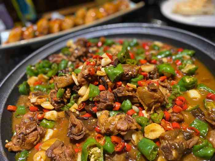 美食分享|西安广济街侯志伟老街炒鸡