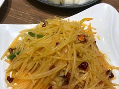 -清真·玛丽亚新疆菜主题餐厅(浙江中路店)