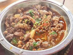 -大众跷脚牛肉馆·非遗传承单位(峨眉山店)