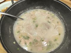-小龙酒家(桂平路店)