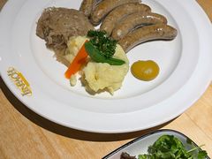 -LENBACH兰巴赫西餐啤酒坊(大连东港店)