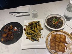 -峨嵋小镇·川菜(勒泰中心店)