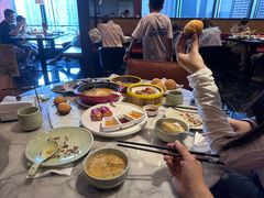 -蝴蝶里·粤菜·点心(滨江龙湖店)