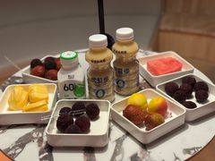 -涨巢·潮玩水疗局