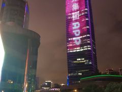 -白玉兰广场停车场