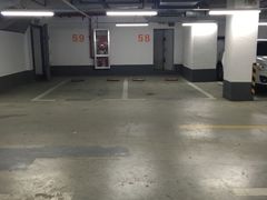 -圣诺亚大厦-地下停车场