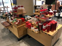 零售区-星巴克(天津鲁能中心第三店)
