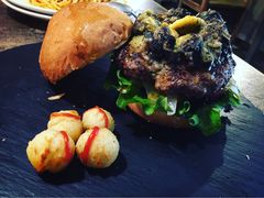 -HIGH FIVE哈福手工汉堡(桂林路店)