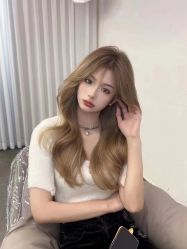 -藤野造型烫发染发