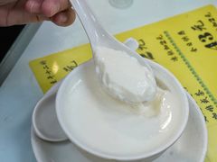 蛋白炖鲜牛奶-澳洲牛奶公司(佐敦店)