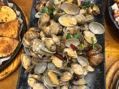 -老东镇啤酒屋海鲜加工·蒸汽海鲜·海鲜烧烤(台东店)