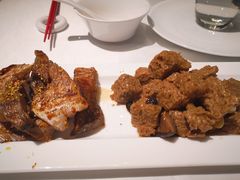 -HOMES上海本帮菜(襄阳公园店)