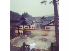 -崇阳三特浪口温泉