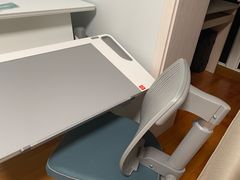 -康朴乐儿童学习桌椅(蓝色港湾店)