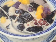 -黄氏壹品汇•水牛奶甜品(全国总店)