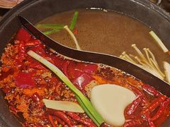 -巴卤社老火锅(财富店)