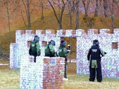 -凤凰山标靶彩弹射击场