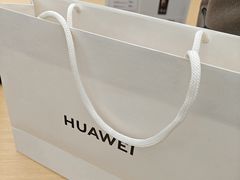 -华为授权体验店(中山公园来福士)