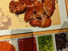 碳烤肘子套饼-紫泥369粗粮季(四牌楼店)