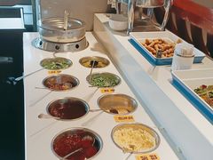 自助调料区-小天鹅火锅·一线江景洪鼎旗舰店(洪崖洞店)