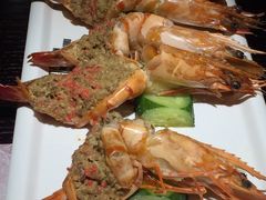 -HIHE Bistro·Oyster Bar(华熙live店)