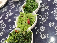 -王村姑老土炕莜面村(张北店)