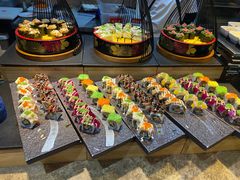 -吉布鲁牛排海鲜自助(百伦店)