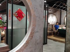 -叶派龙虾•招牌香辣蟹·海鲜(中海国际店)