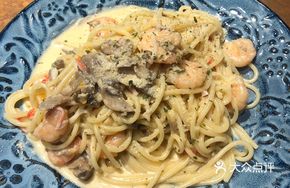 Salted Egg Yolk Prawn Pasta