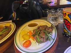 -Famous肥猫墨西哥音乐餐吧(五棵松华熙LIVE店)