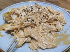 乾隆白菜-三姐妹餐厅(曲江店)