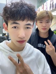 -藤野造型专业烫染接发