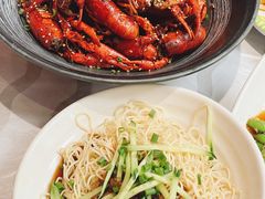 -肥肥虾庄·金牌油焖大虾(首义路店)