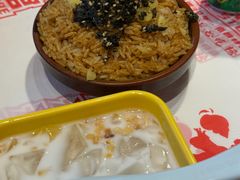 特色甜品-老闵田螺馆·南昌市井菜·特色小吃(总店)