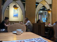 大堂-胖老汉椒麻鸡清真新疆菜(西御街店)