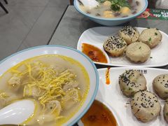 -小杨生煎(白玉兰广场店)