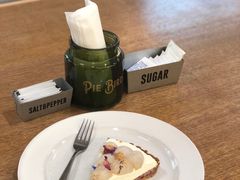 -Pie Bird(新闸路店)
