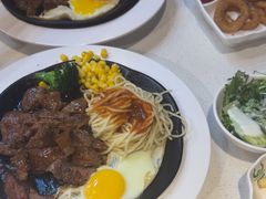 -汤姆家的牛排意面披萨(新城市广场店)
