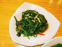 虾酱炒时蔬-越美小馆·越南料理(曲江店)