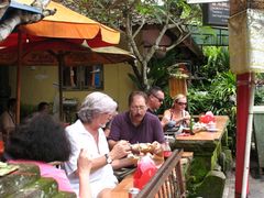 -Warung Babi Guling Ibu Oka 3