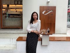 -Line 咖啡(石厦花园店)