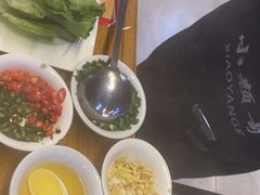 -颜氏双江清水鱼一养身火锅(磁器口店)