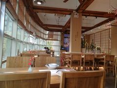 -蜜桃餐厅·伴山(湖滨商业街店)